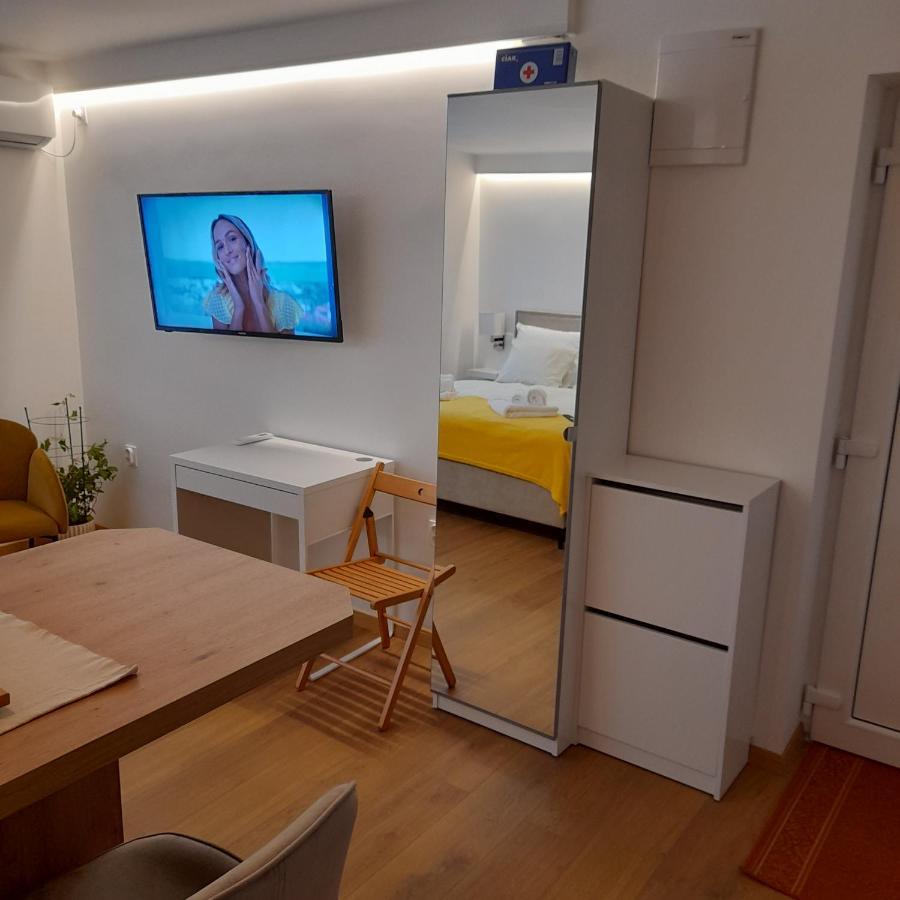 Studio Apartman Four Pearls Karlovac Ngoại thất bức ảnh